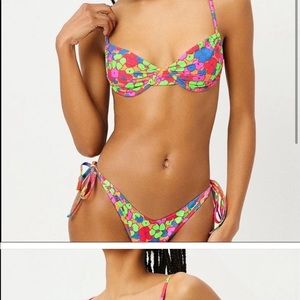 Frankie’s bikini top
